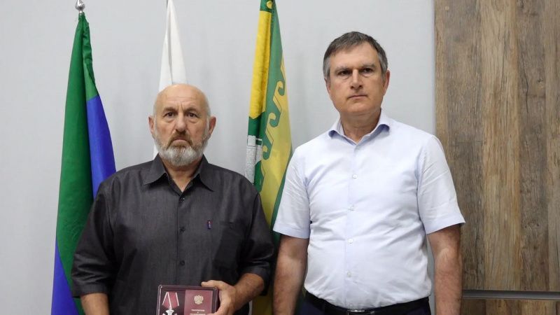 В Сулейман-Стальском районе передали госнаграды семьям погибших военнослужащих